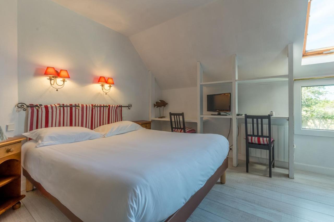 Hotel Le Clos Fleuri Le Palais Εξωτερικό φωτογραφία